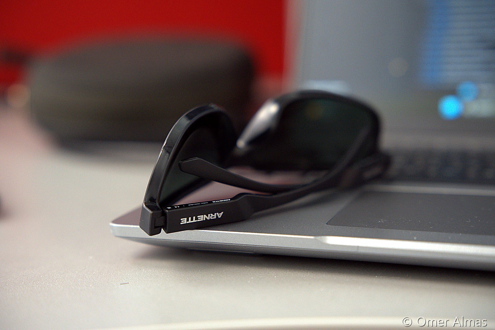 Shades & Screen